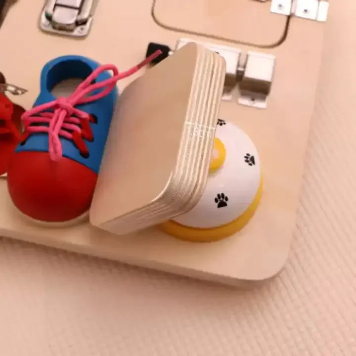 Busy Board Montessori Bois avec Pieds et Support Intégrés