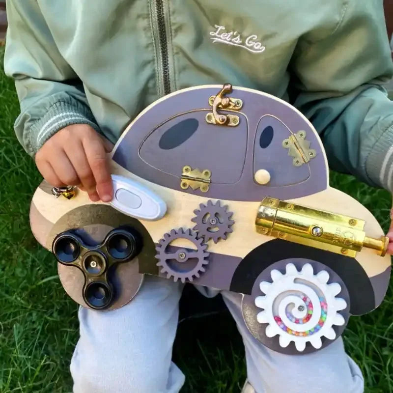 BusyBoard_Montessori_-_Voiture_pour_bebe