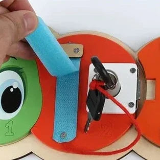 Planche Montessori Fermeture Chenille | Busy Board de Voyage
