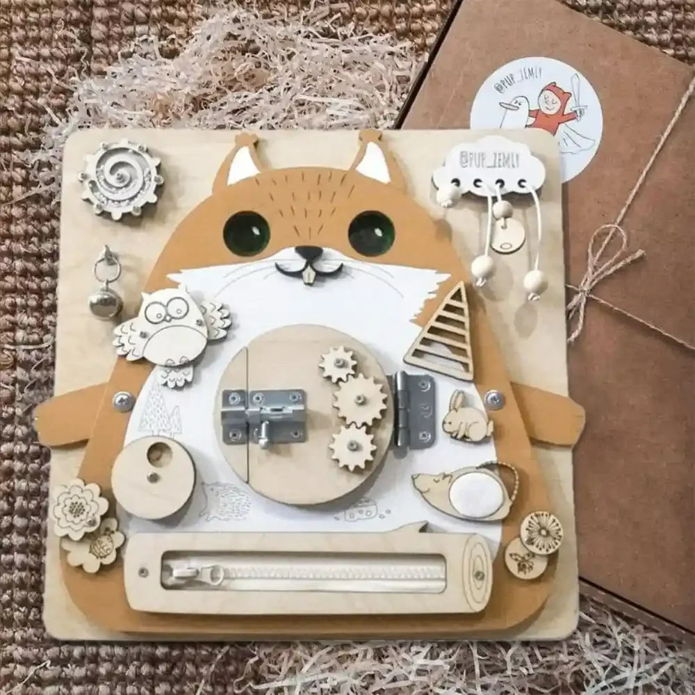 Tableau-Occupe-Montessori-ecureuil - Busy-Board-Bebe