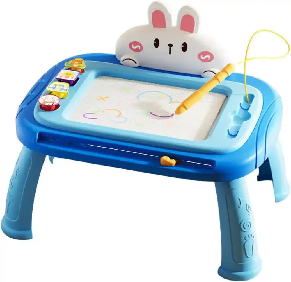 ardoise-magique-pour-bebe-sur-pied-fond-blanc