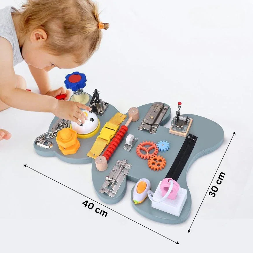 busy-board-mural-ours-bois-cadeau-bebe-1-an-planche-activite-montessori-bois-bebe-fille