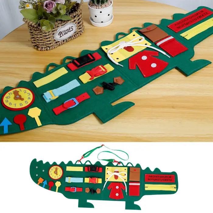 crocodile-busy-board-en-tissu