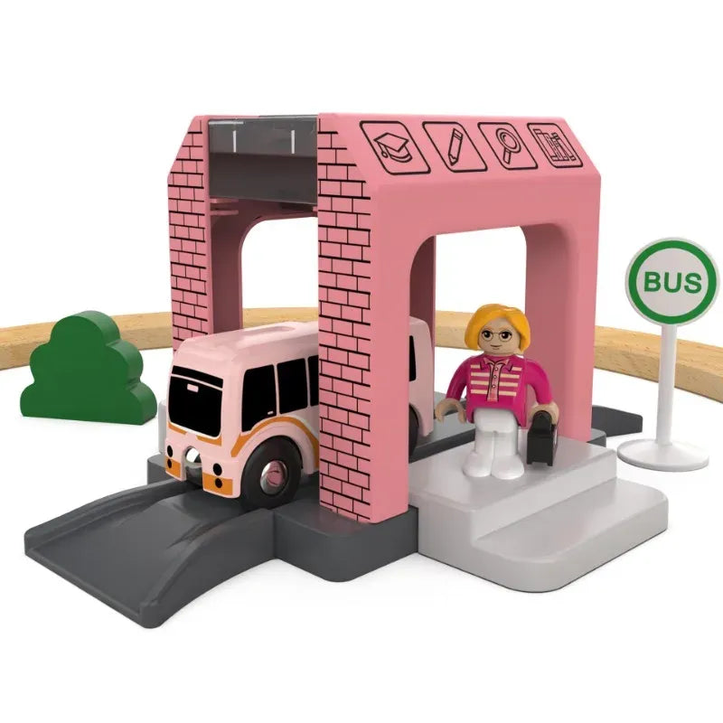 jouet-circuit-train-en-bois-enfant-cadeau-garcon-3-ans-fond-blanc