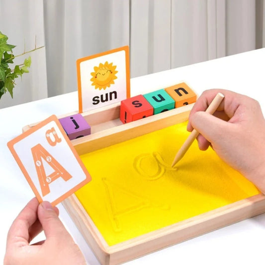 Plateau-de-Sable-Montessori-avec-Raclette-et-Cubes