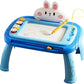ardoise-magique-pour-bebe-sur-pied-fond-blanc