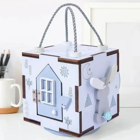 cube-montessori-bois-busy-board-bleu