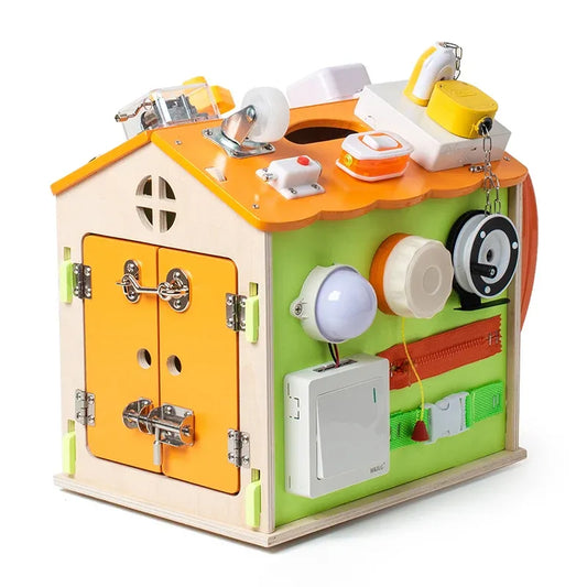 meilleur-busy-board-transpotable-cadeau-bebe-1-an-en-couleur-fond-blanc               